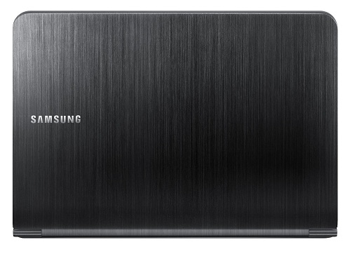 Samsung 900x1A- корпус не только прочен, но и очень красив