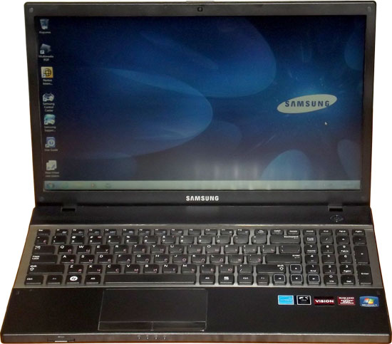 Ноутбук Samsung 305V5A-T09 во всей красе